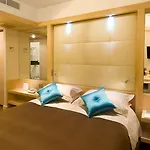 Sarti 4*