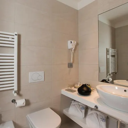 Sarti 4* リッチョーネ