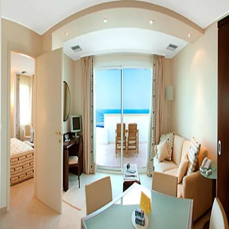 Sarti 4* リッチョーネ