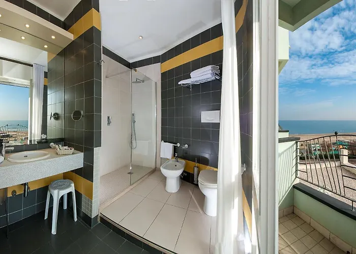Hotell Sarti 4*