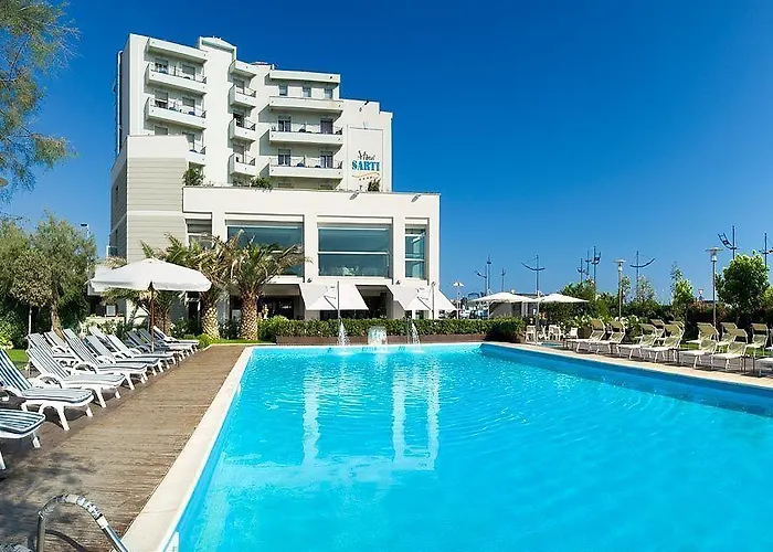 Sarti Hotell 4*