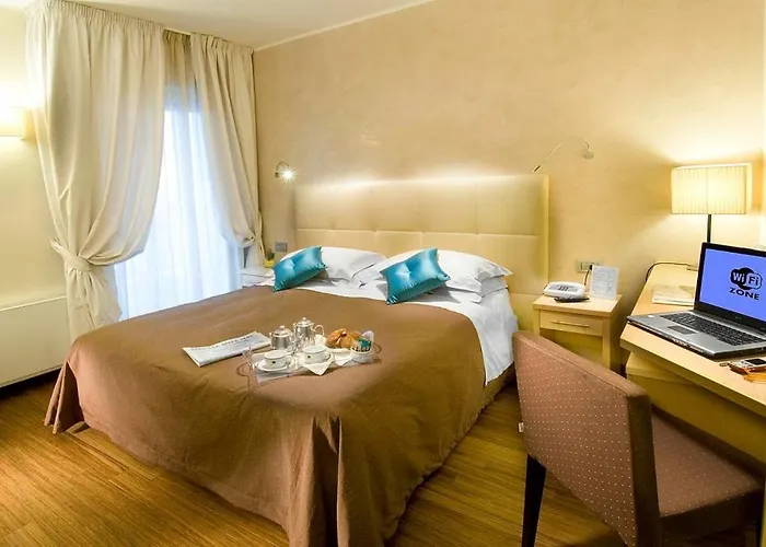 Otel Sarti