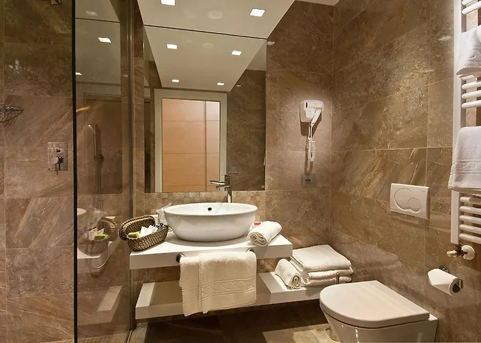 Hotell Sarti 4*